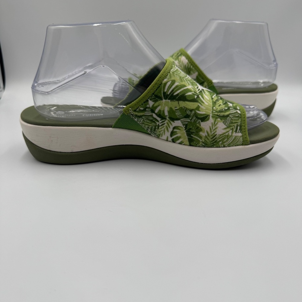 Clarks Cloudsteppers Sandals Womens‎ 7.5 Green Palm Print Arla Glade Slide Shoes - Picture 4 of 9